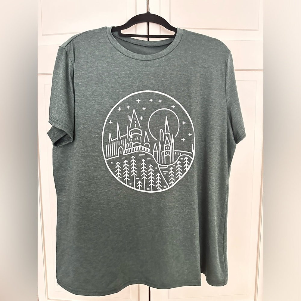 Harry Potter Hogwarts t-shirt!
